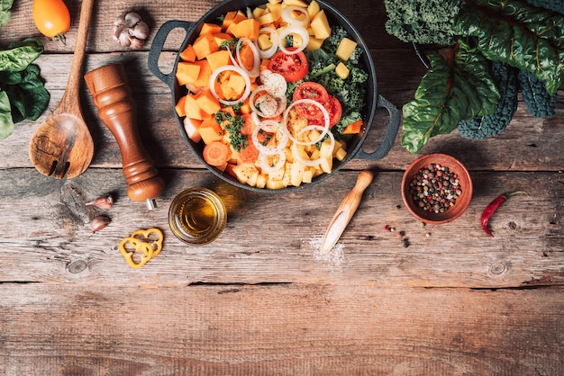 Mesa con platos caseros